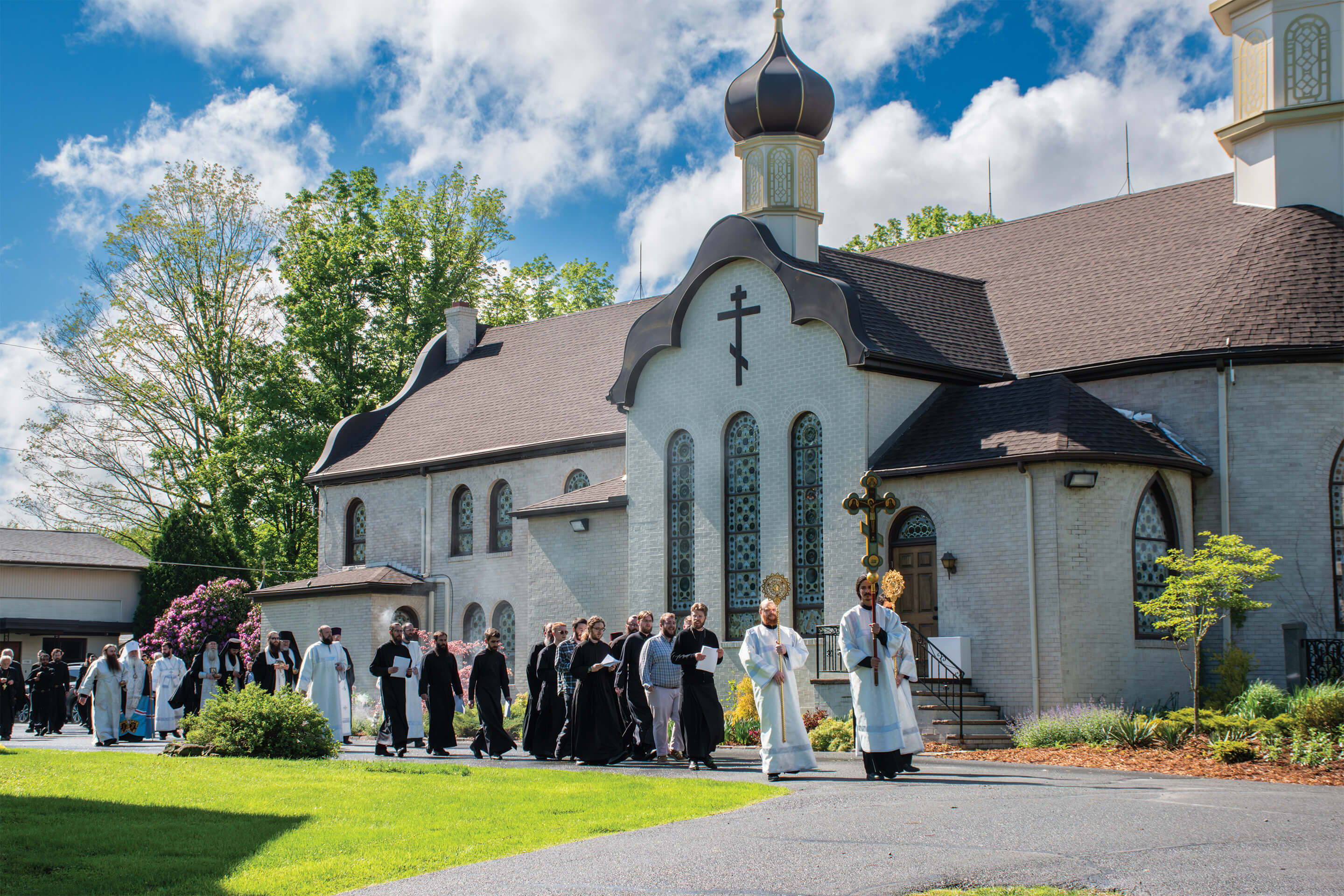 St. Tikhon's Seminary Community seminarians processing with the cross.